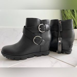 Sorel Joan of Arctic Buckle Leather Wedge